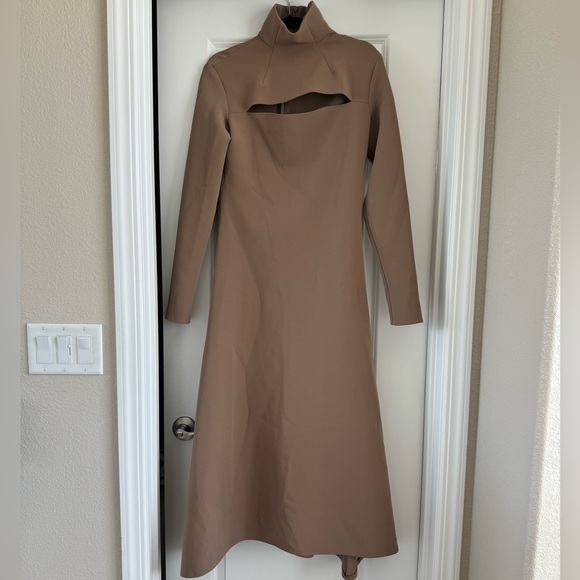 A.W.A.K.E. Mode Crepe Cutout Dress - Picture 3 of 8